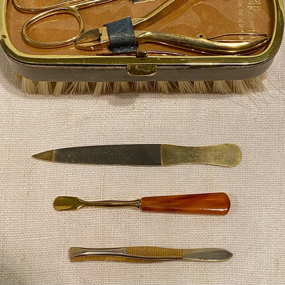 Vintage Leather Grooming Kit with gold tool / manicure kit made in Germany - Picture 7 of 14